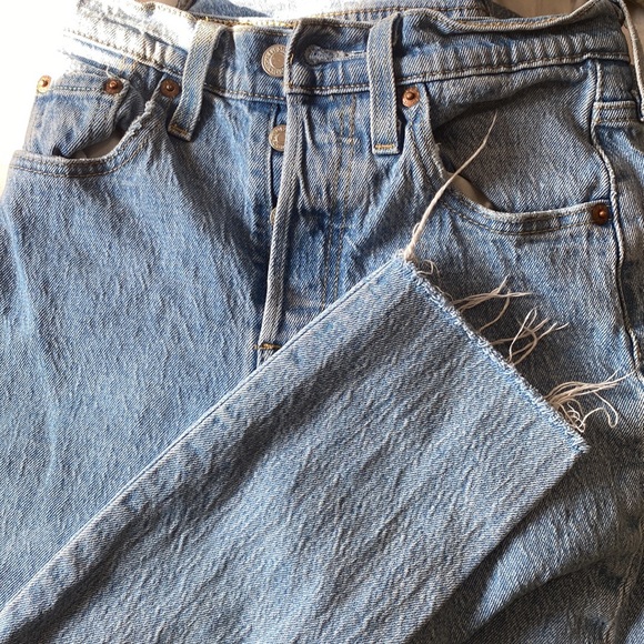 501 Levi’s Jeans - Picture 3 of 3